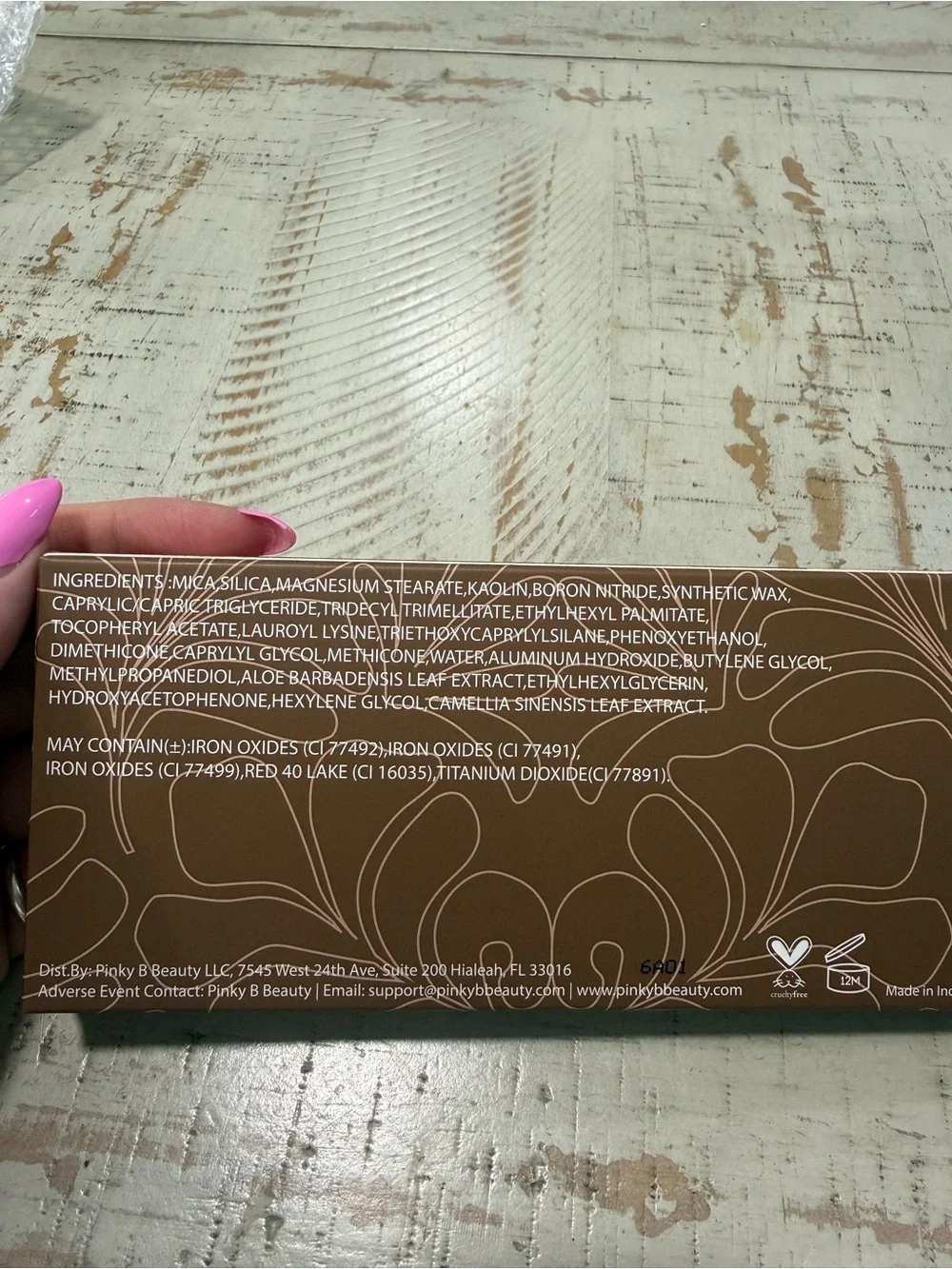 NWT PINKY B COSMETICS Hot Commodity The Bronzer Palette